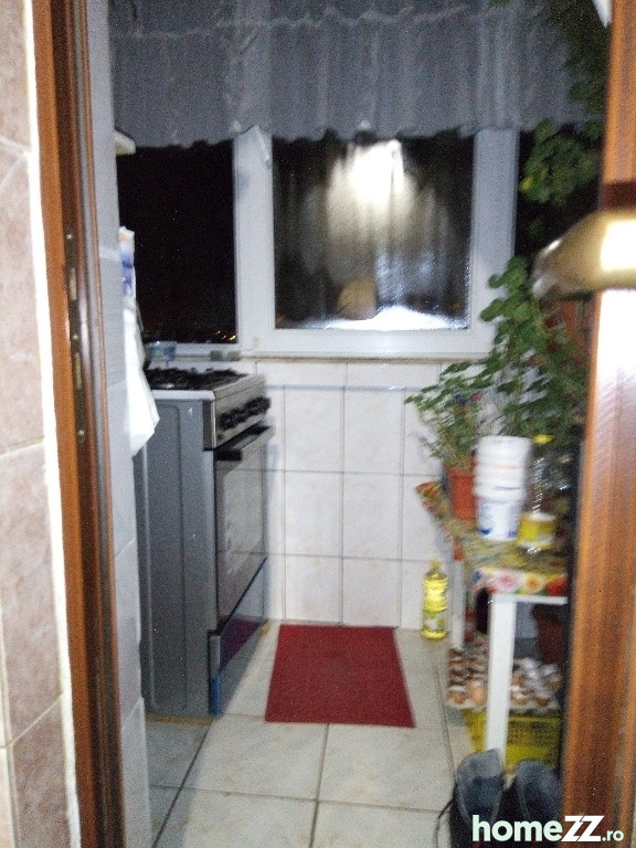 Apartament 3 camere decomandat str Arieșului