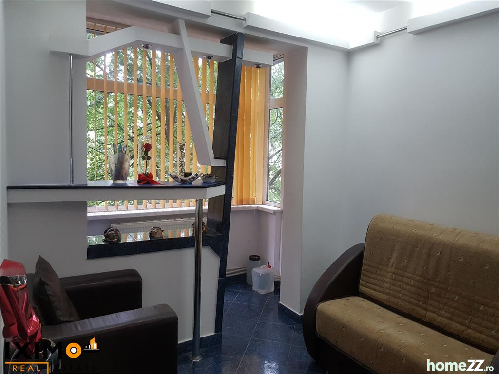 3 Semidecomandate GARAJ inclus