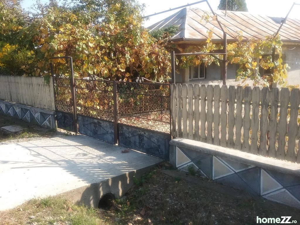 ID:6596: Casă 3 camere, Odaile