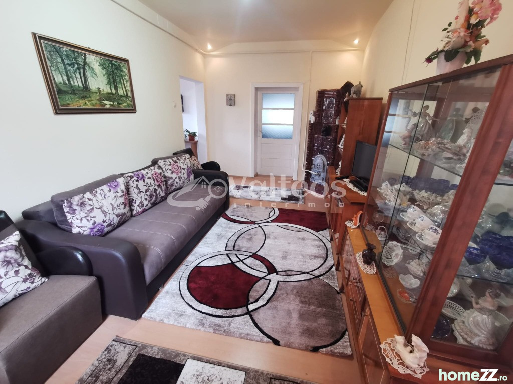 Casă - Vilă 4 camere, Lendt