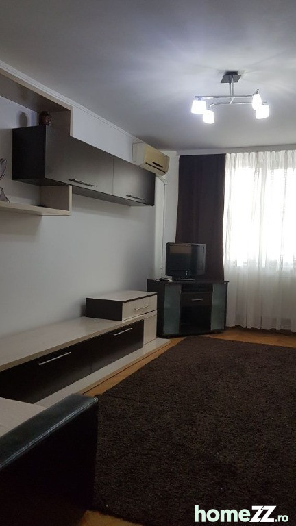 Apartament 3 camere, Medicina