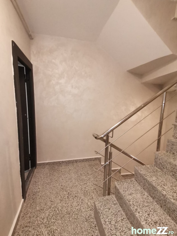 Apartament 3 camere, Palazu Mare