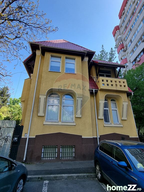 Casă - Vilă 5+ camere, Aviatorilor