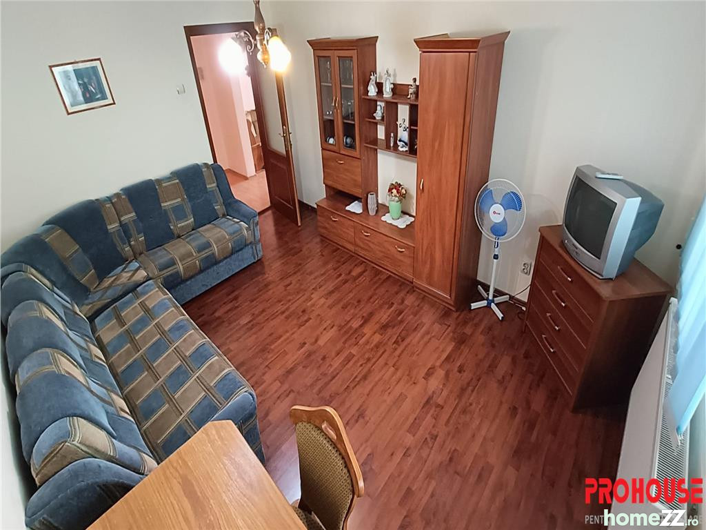 Apartament 2 camere, Cornisa