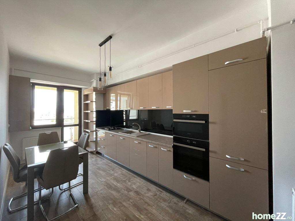 Apartament 2 camere, Palat