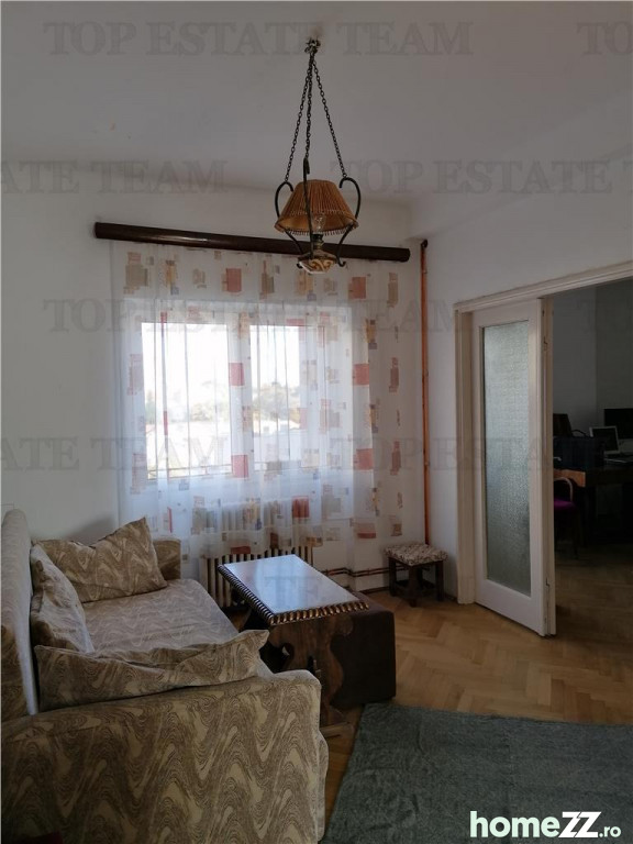 Apartament 3 camere, Armeneasca