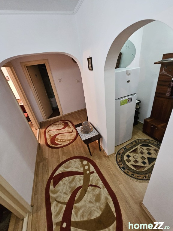 Apartament 2 camere, Piata Noua