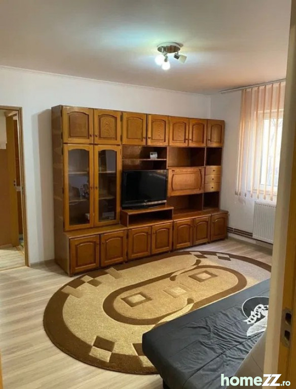 Apartament 2 camere, Florilor