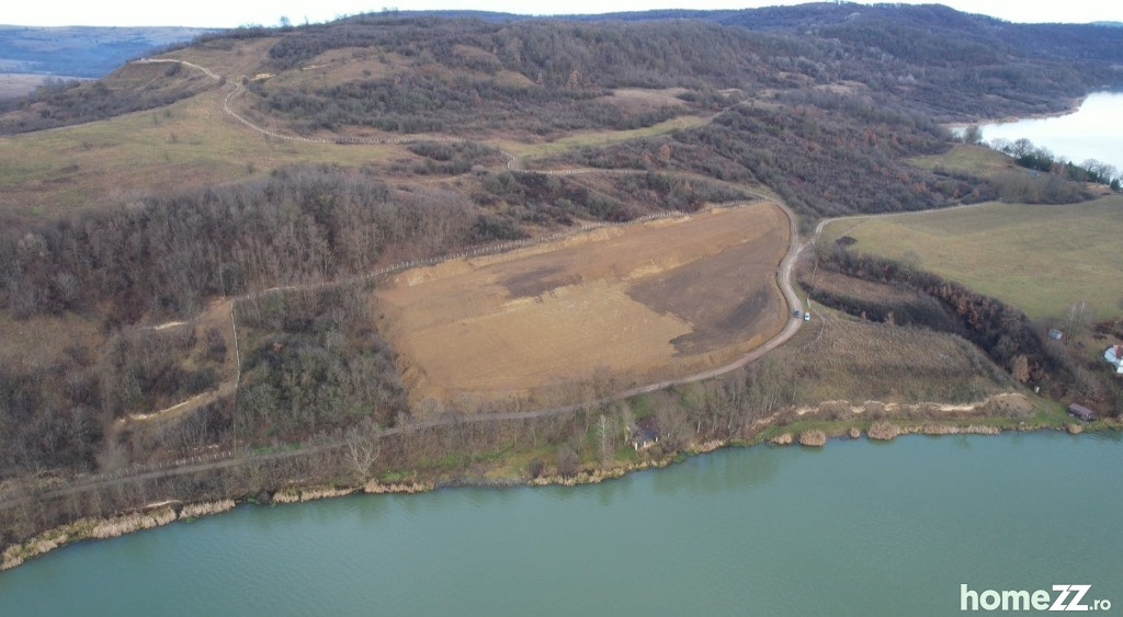 Teren, 15000 m²