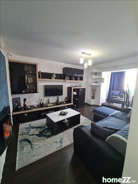 Apartament 3 camere, Racadau