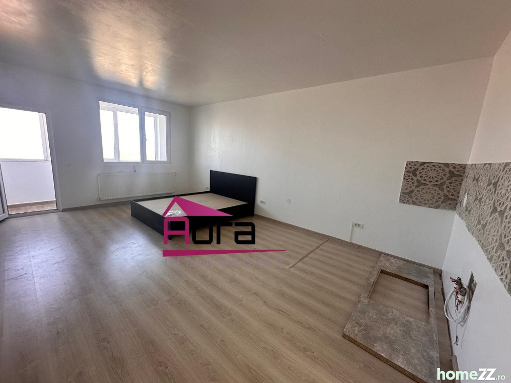 Garsonieră, E3