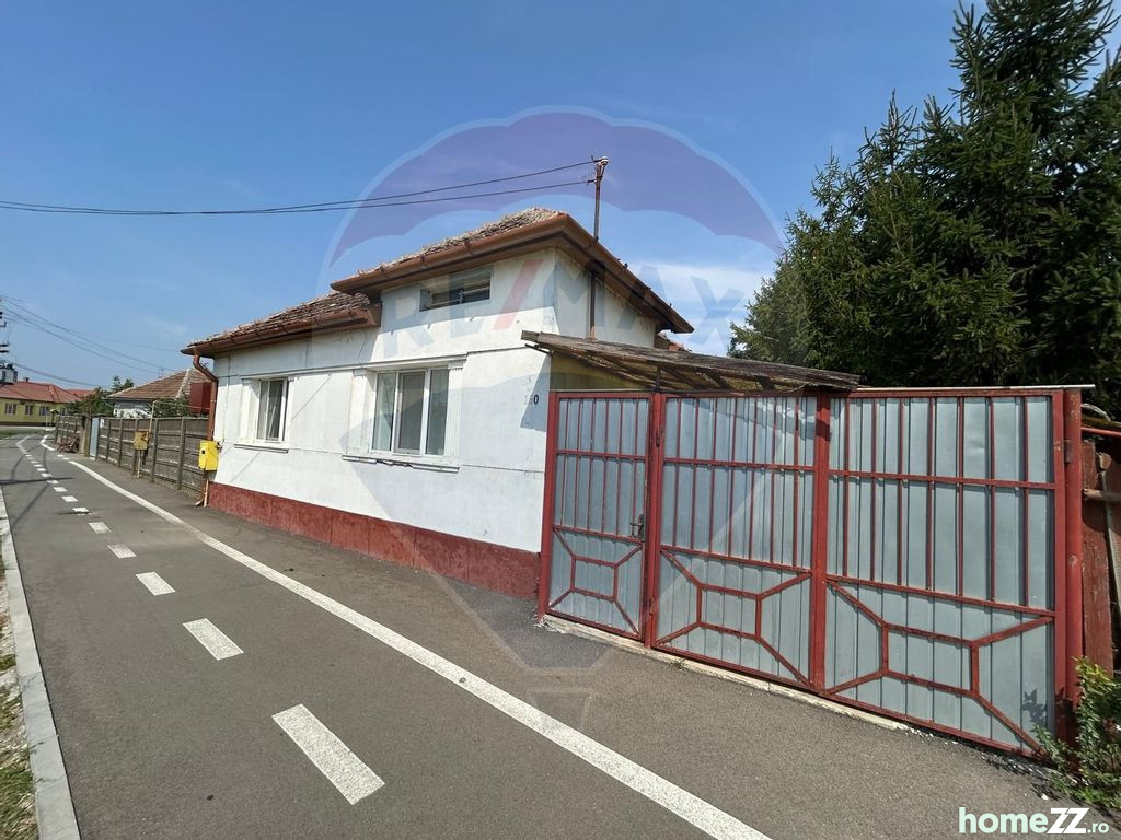 Casă - Vilă 4 camere, Central