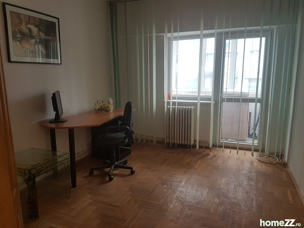 Apartament 3 camere, Ultracentral