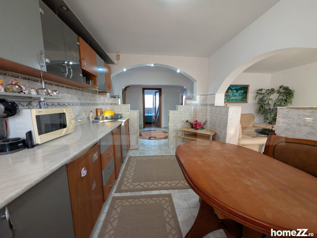 Apartament 3 camere, Milcov