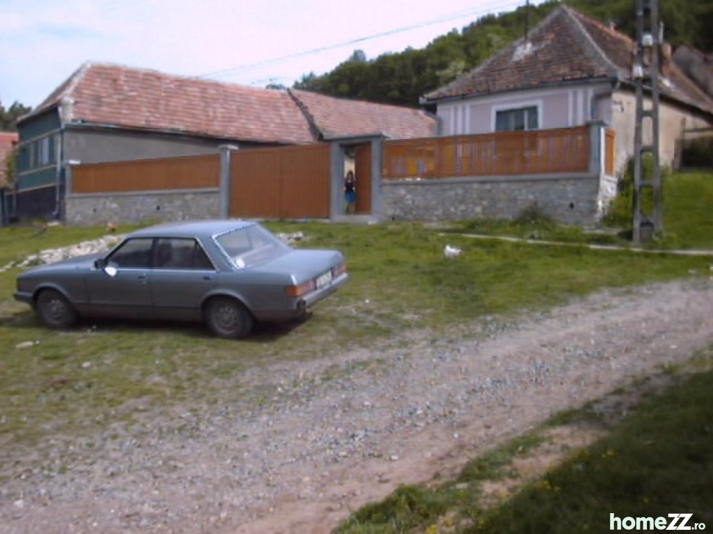 Casa la tara - localitatea Hasag jud. Sibiu