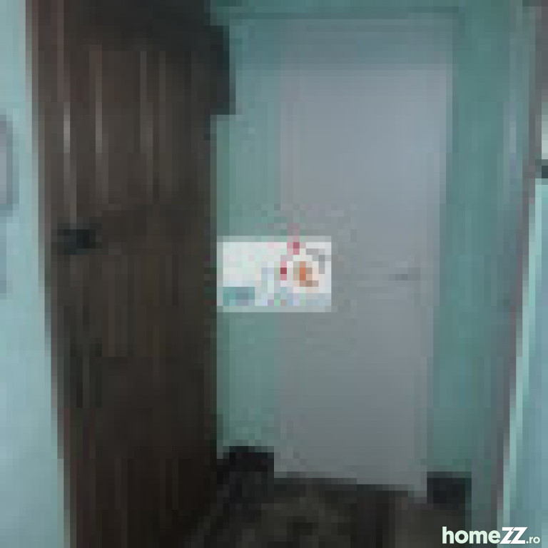 Apartament 3 camere zona Plopilor Calea Moldovei
