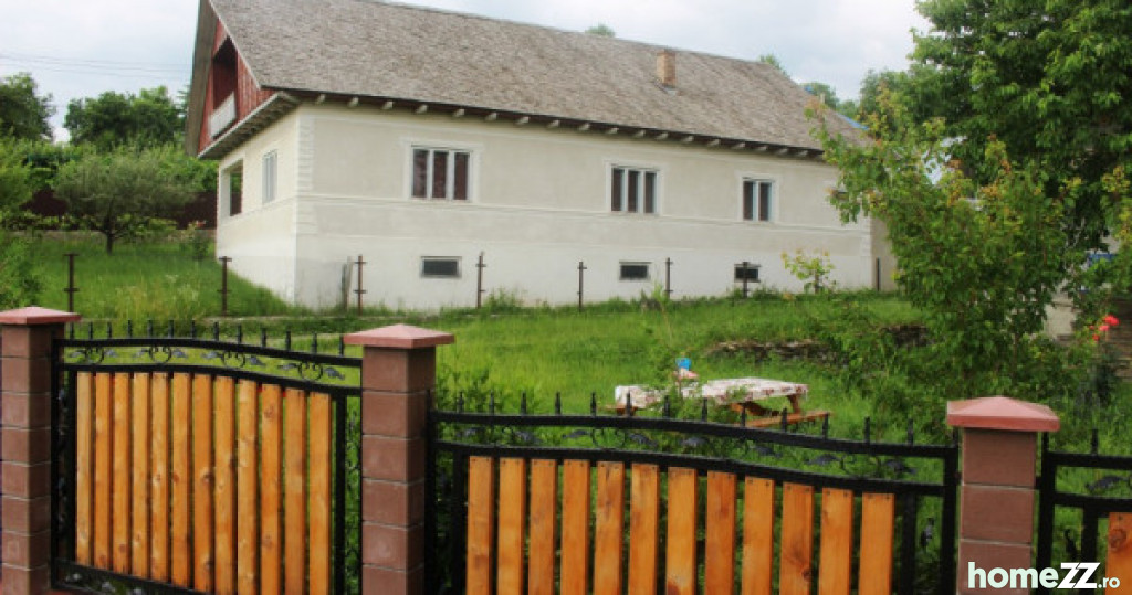 Casa 153 mp cu teren 2100 mp Poduri, Bacau, 2km de Moinesti