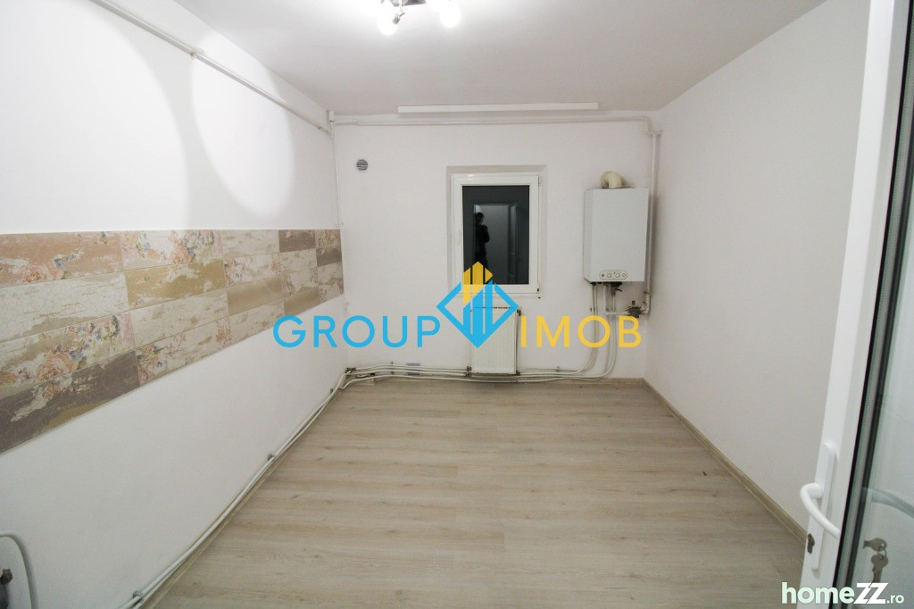 3 decomandate, renovat complet, Banca Nationala