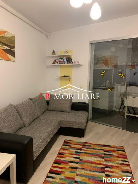 Inchiriez apartament 2 camere 19 Residence