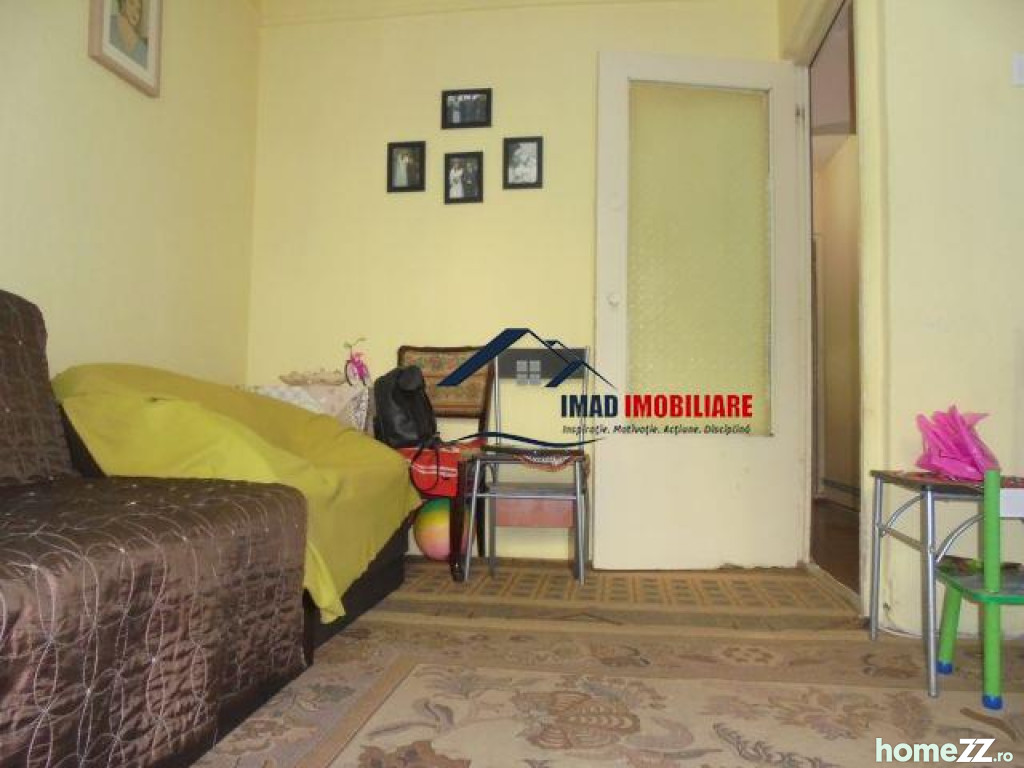 Zona buna! apartament cu 2 camere in Targoviste micro 12.