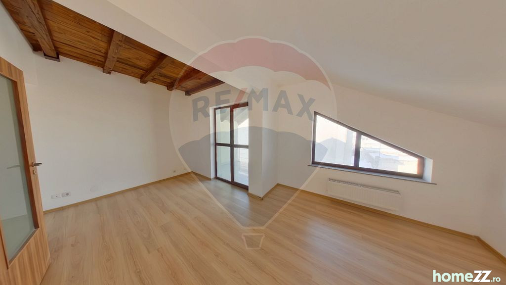 Apartament 3 camere, Brestei