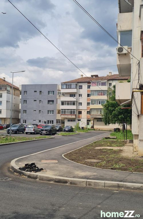Apartament 3 camere, Brailei