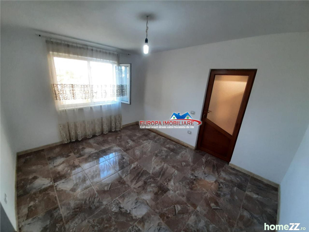 Apartament 3 camere, Big