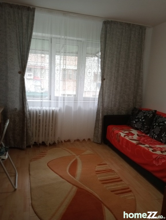 Garsonieră, Granit