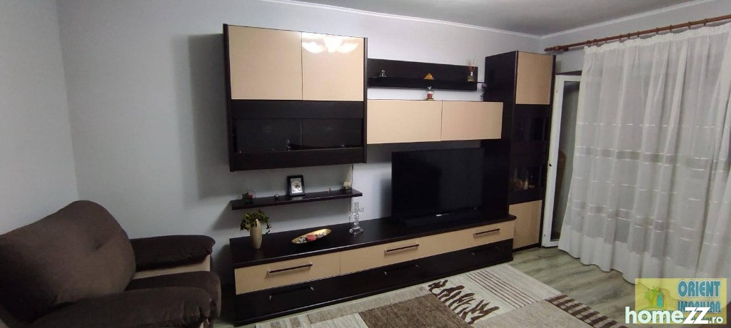 Apartament 3 camere, Faleza Nord