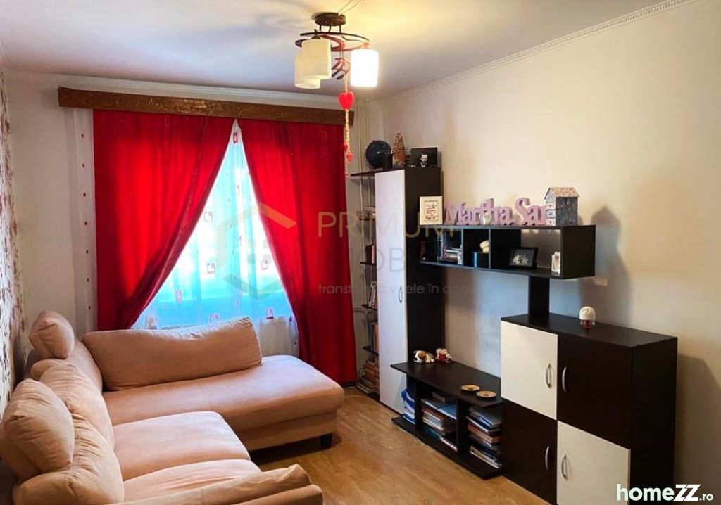 Apartament 3 camere, Aradului