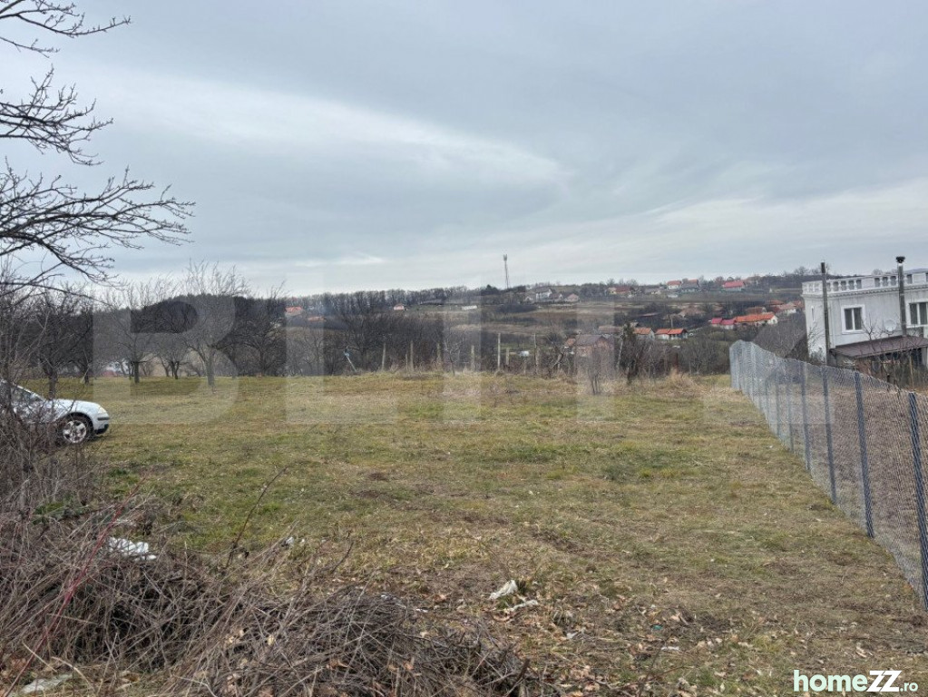 Teren, 523 m²