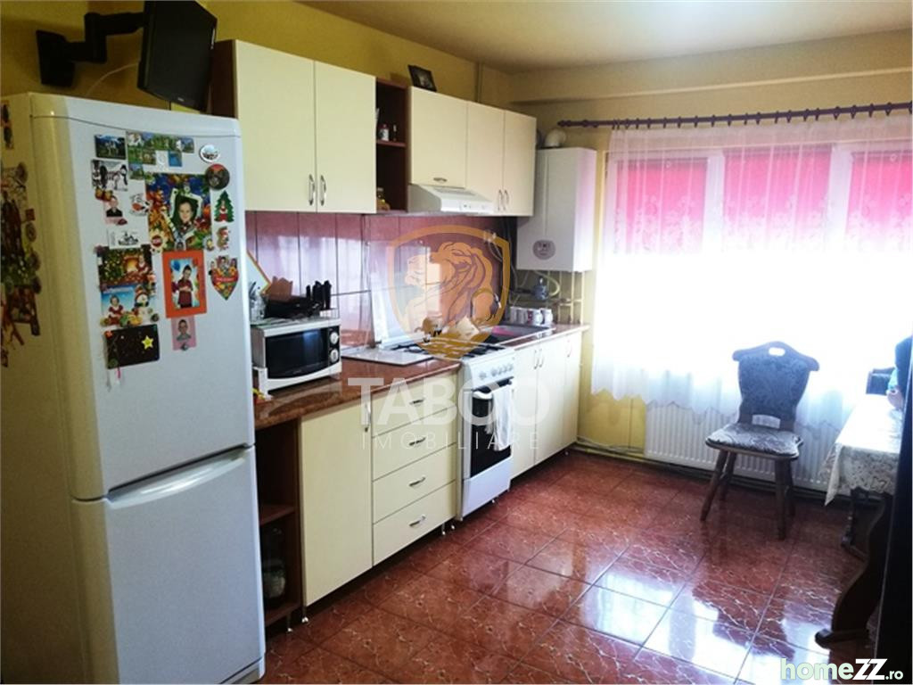 Apartament 65 mp utili 3 camere de zona Broscarie in Sibiu