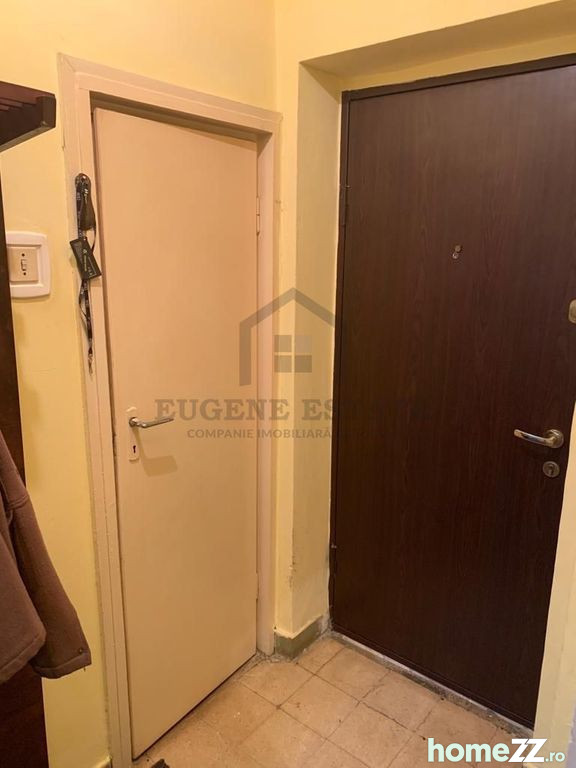 Apartament cu 2 camere în zona Constructorilor