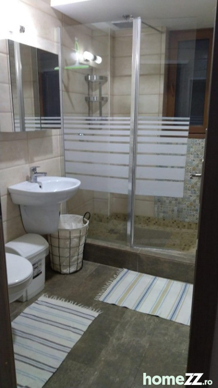 Apartament mobilat si utilat de lux, zona Centrala !