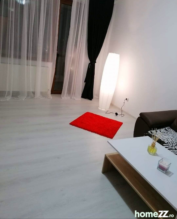 Inchiriez apartament 2 camere zona Centrala