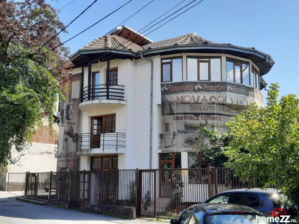 Spaţiu comercial, Central