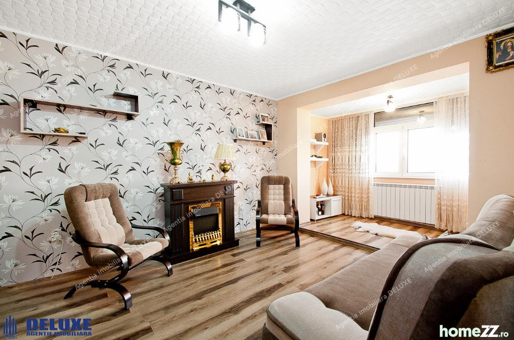 Apartament 3 camere, Micro 21