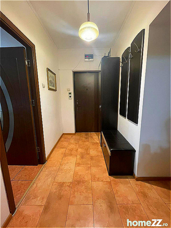 Apartament 3 camere, Targu Cucu
