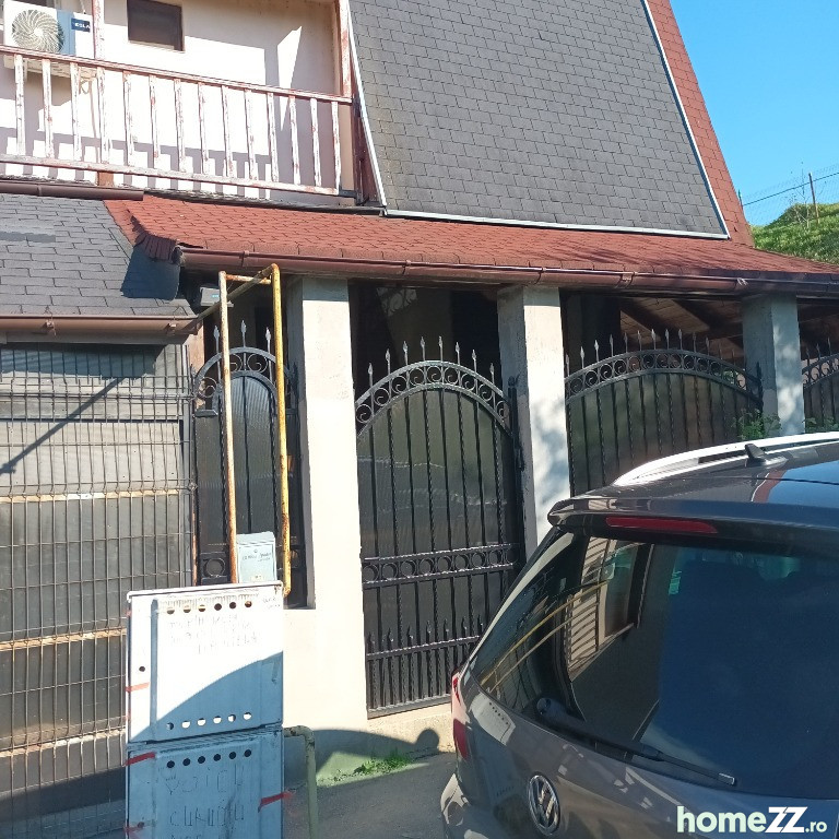 Casă - Vilă 3 camere, Morilor