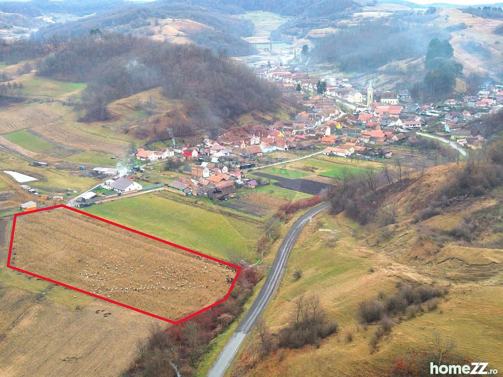 Teren, 8900 m²