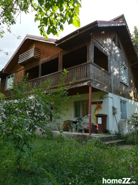 Casa - comuna Bătrâni (Prahova)