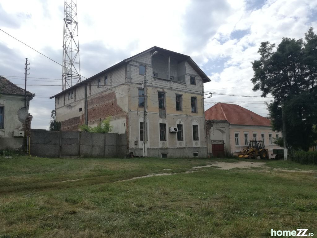 Casa si teren in Cincu, Brasov