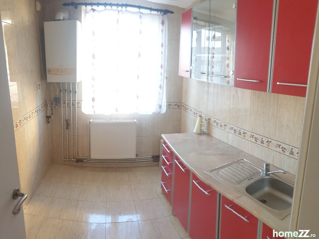 Apartament 3 camere spatios,renovat,etaj 2 !