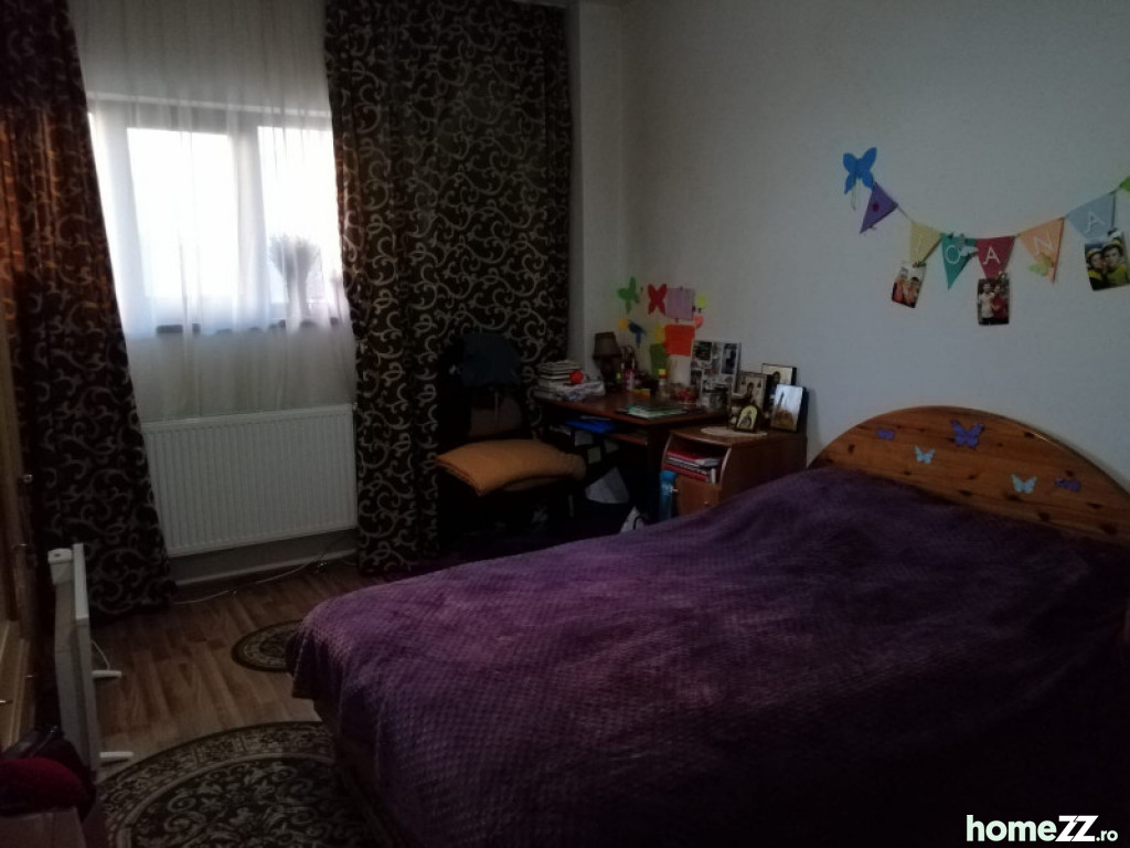 Apartament 3 camere C.U.G., Bloc nou, la strada