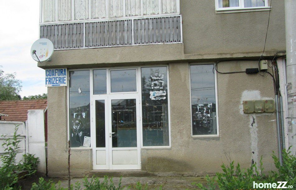 Spatiu comercial, Farau