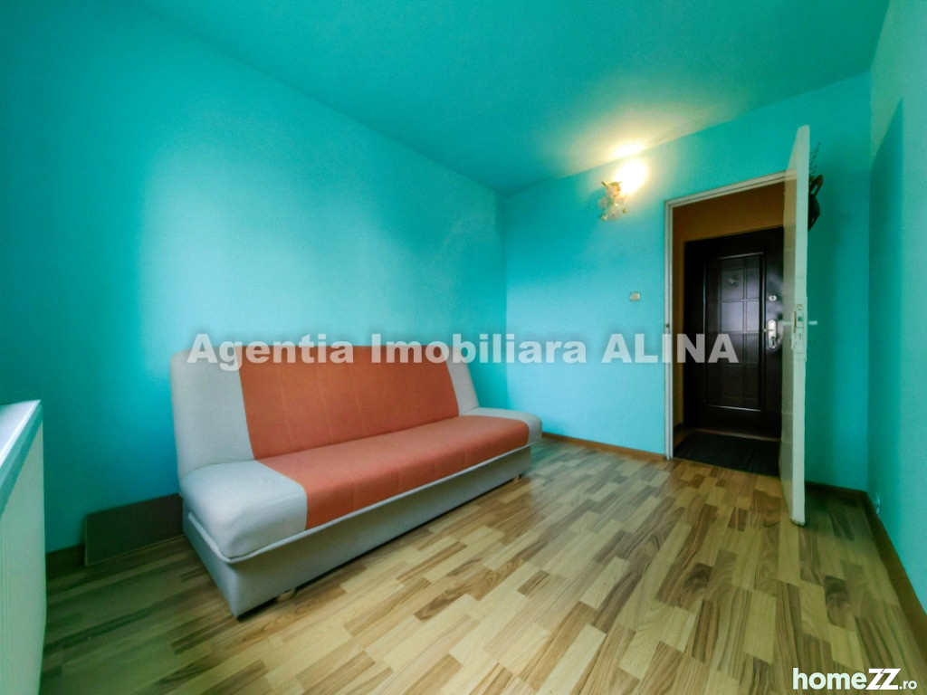 Apartament 3 camere, Micro 15