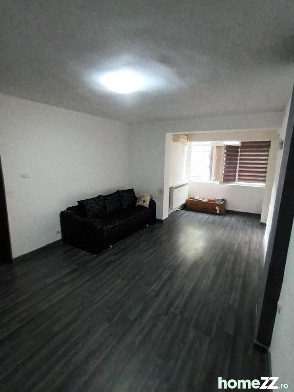 Apartament 3 camere, Brailei
