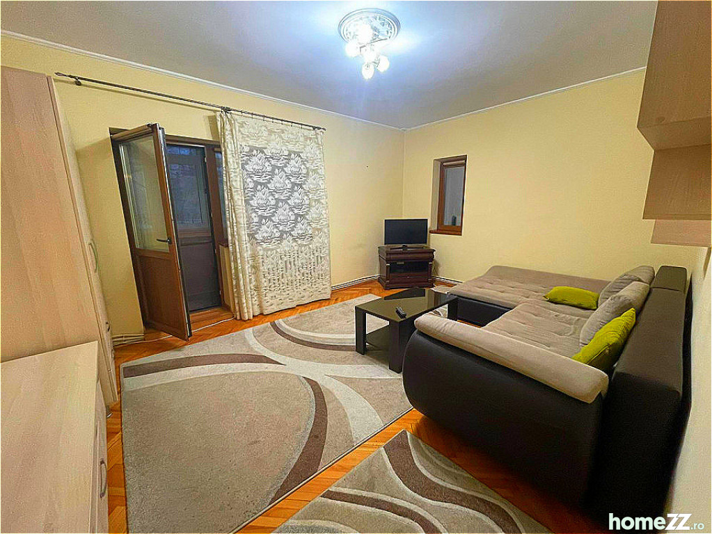 Apartament 3 camere, Targu Cucu