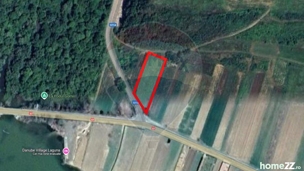 Teren, 2100 m²