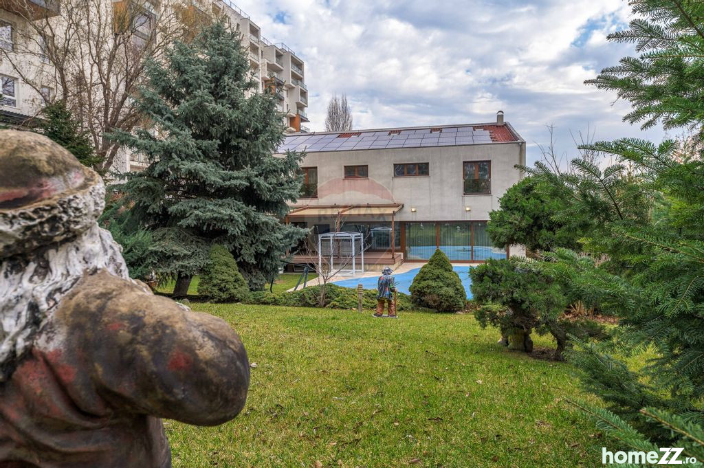 Casă - Vilă 5+ camere, Fizicienilor
